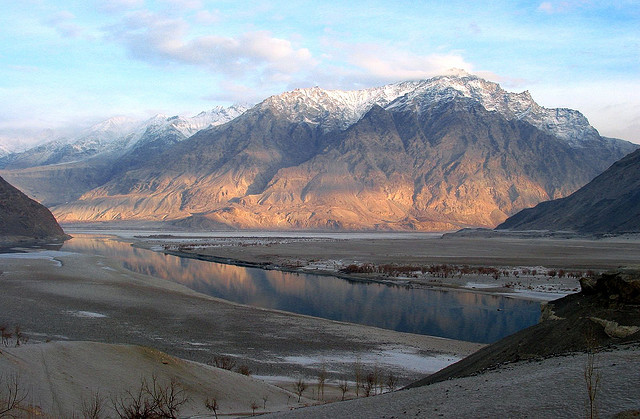 : skardu1.jpg
: 358

: 104.1 